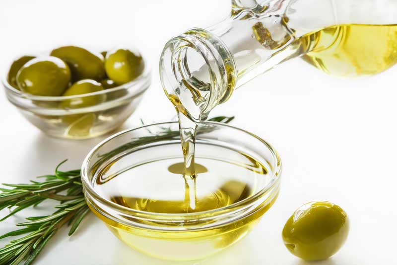 Olive Oil for Eyelashes